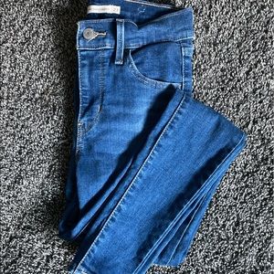 Levi’s Jeans